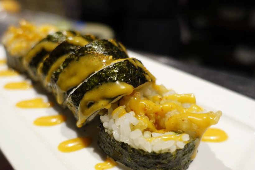 Order Cajun Roll  food online from Hikari Sushi & Grill store, Frisco on bringmethat.com