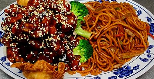 Order D20. Sesame Chicken Dinner Special  food online from Red Apple Chinese Restaurant store, Waterloo on bringmethat.com