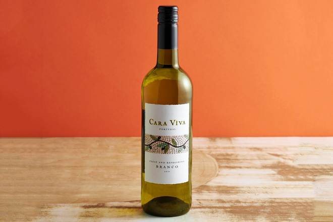 Order Cara Viva White Wine food online from Nando Peri-Peri store, Oak Park on bringmethat.com
