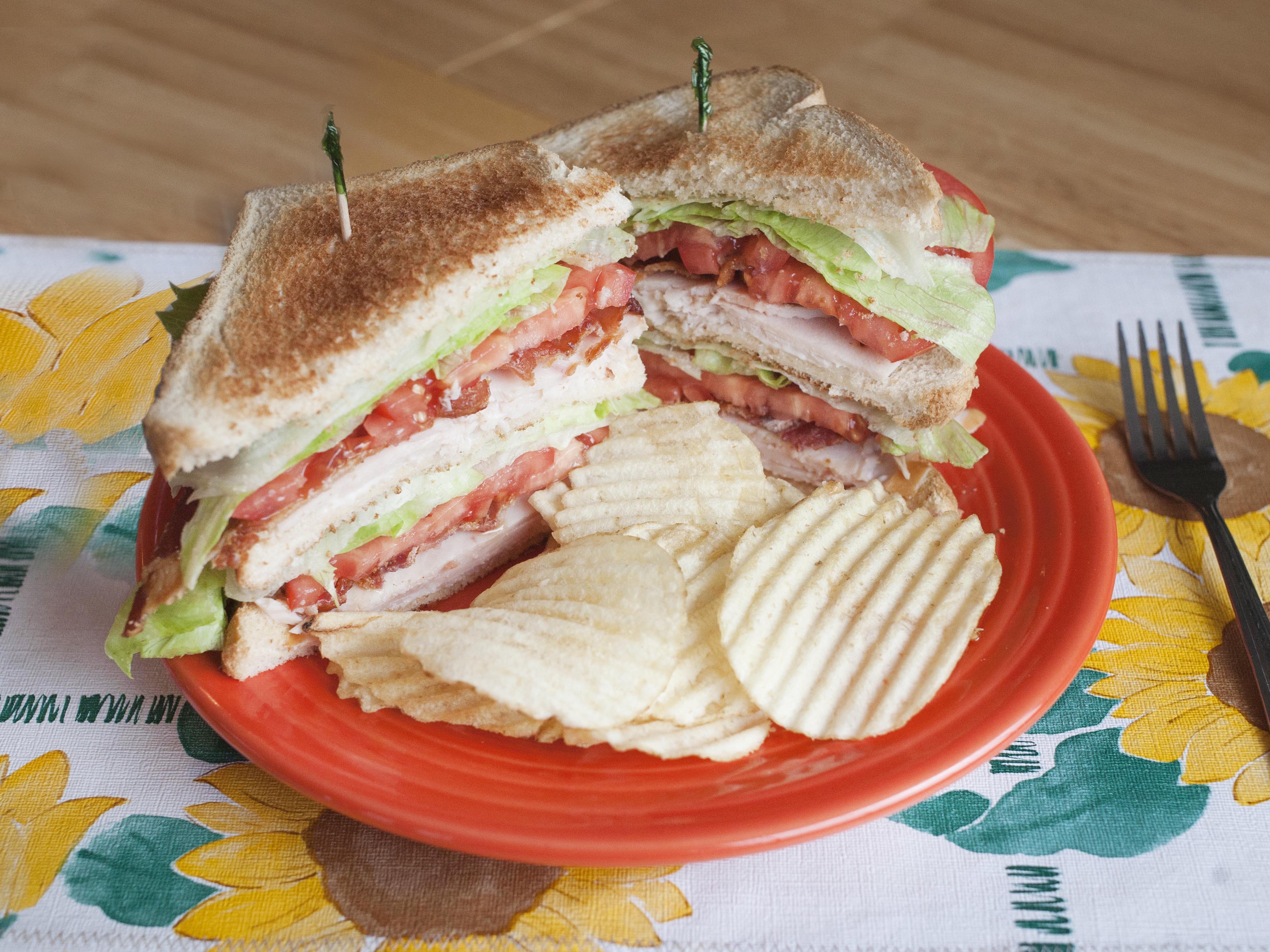 Order Classic Club Deli Sandwich Lunch food online from Geraldine Kitchen store, Jeffersonville on bringmethat.com