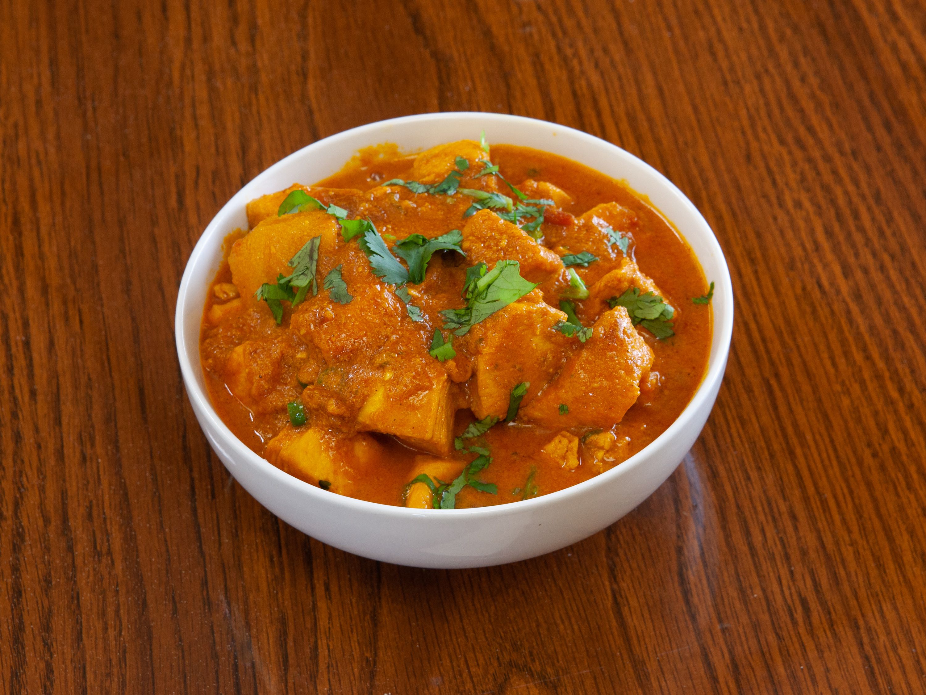 Order Chicken Curry food online from Aladdin Food Express store, Fort Wayne on bringmethat.com