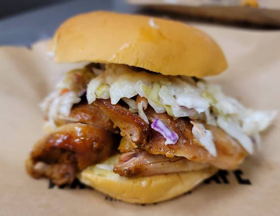 Order Pulled Chicken Sandwich food online from Whole Hog Cafe store, Yonkers on bringmethat.com