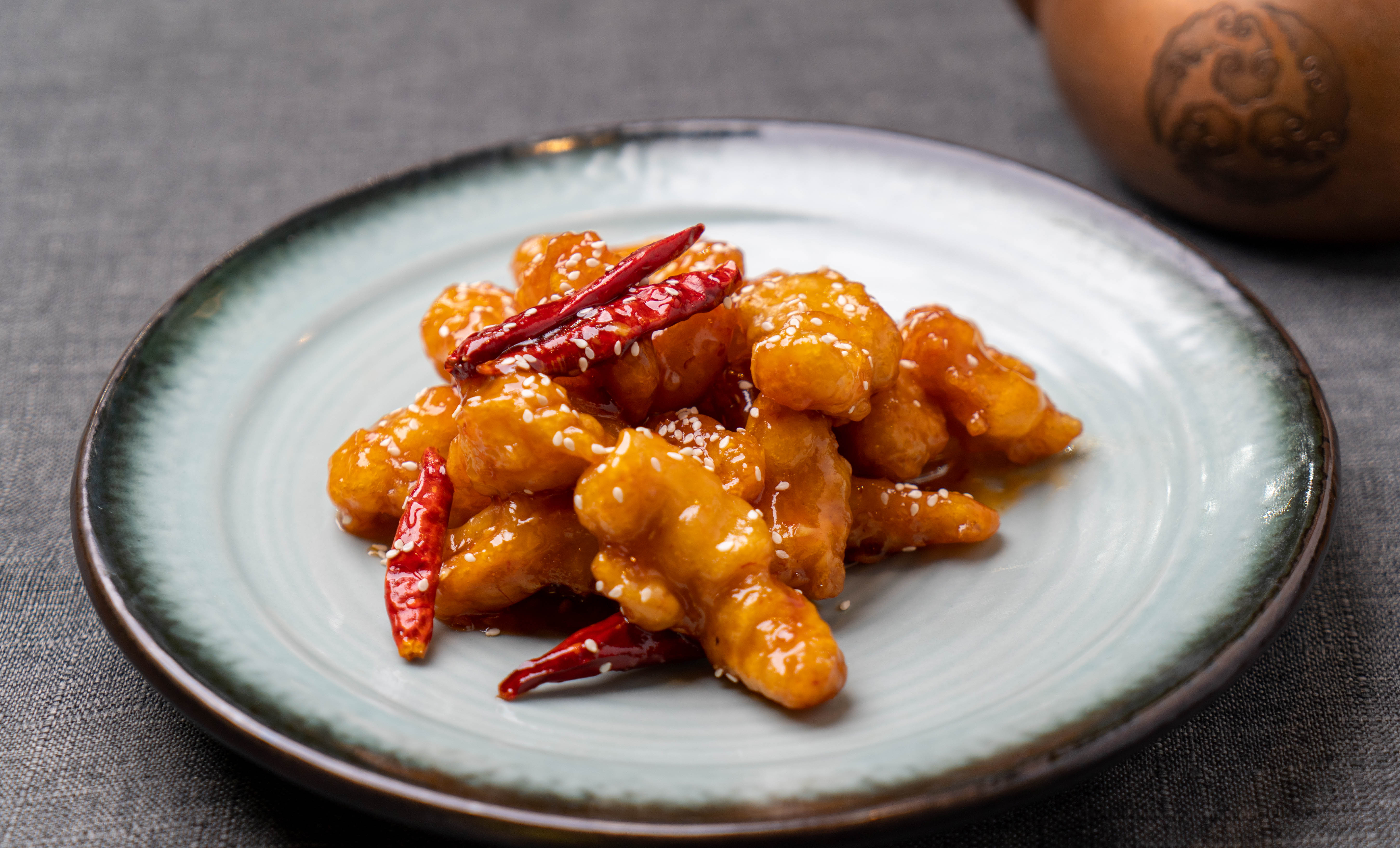 Order General Tso's Chicken food online from Osmanthus Dim Sum Lounge store, San Francisco on bringmethat.com