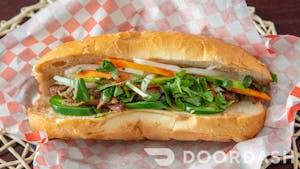 Order Banh Mi (Chicken) food online from Pho 7 store, Federal Way on bringmethat.com