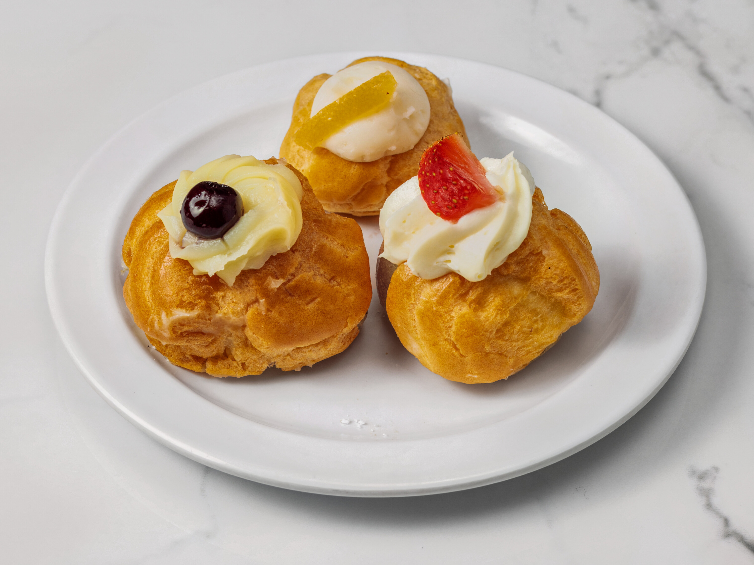 Order Creampuffs food online from Mattarello Bakery & Cafe store, Montclair on bringmethat.com
