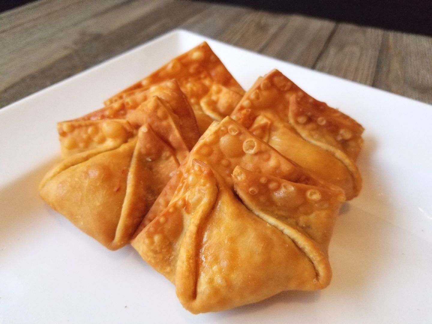 Order Crab Rangoon (4pcs) food online from 2 Asian Brothers store, Chicago on bringmethat.com