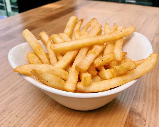 Order Fries food online from The Irish Oak store, Chicago on bringmethat.com