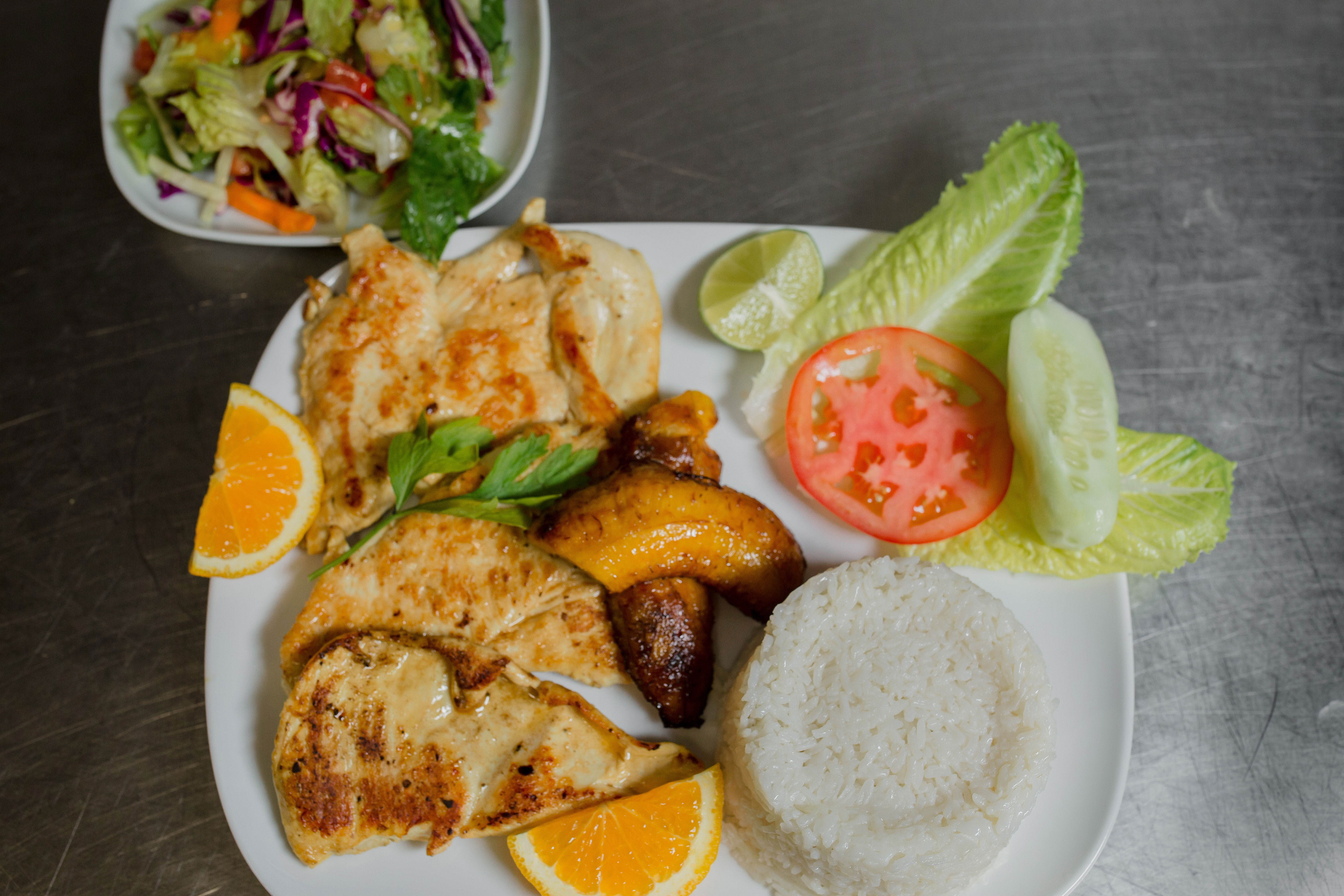 Order Pechuga Asada food online from El Cafetero Restaurant store, White Plains on bringmethat.com