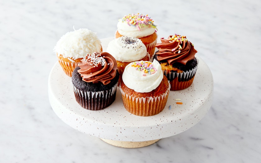Order Cupcakes food online from Mozzicato Depasquale Bakery Pastry Shop & Cafe store, Wallingford on bringmethat.com