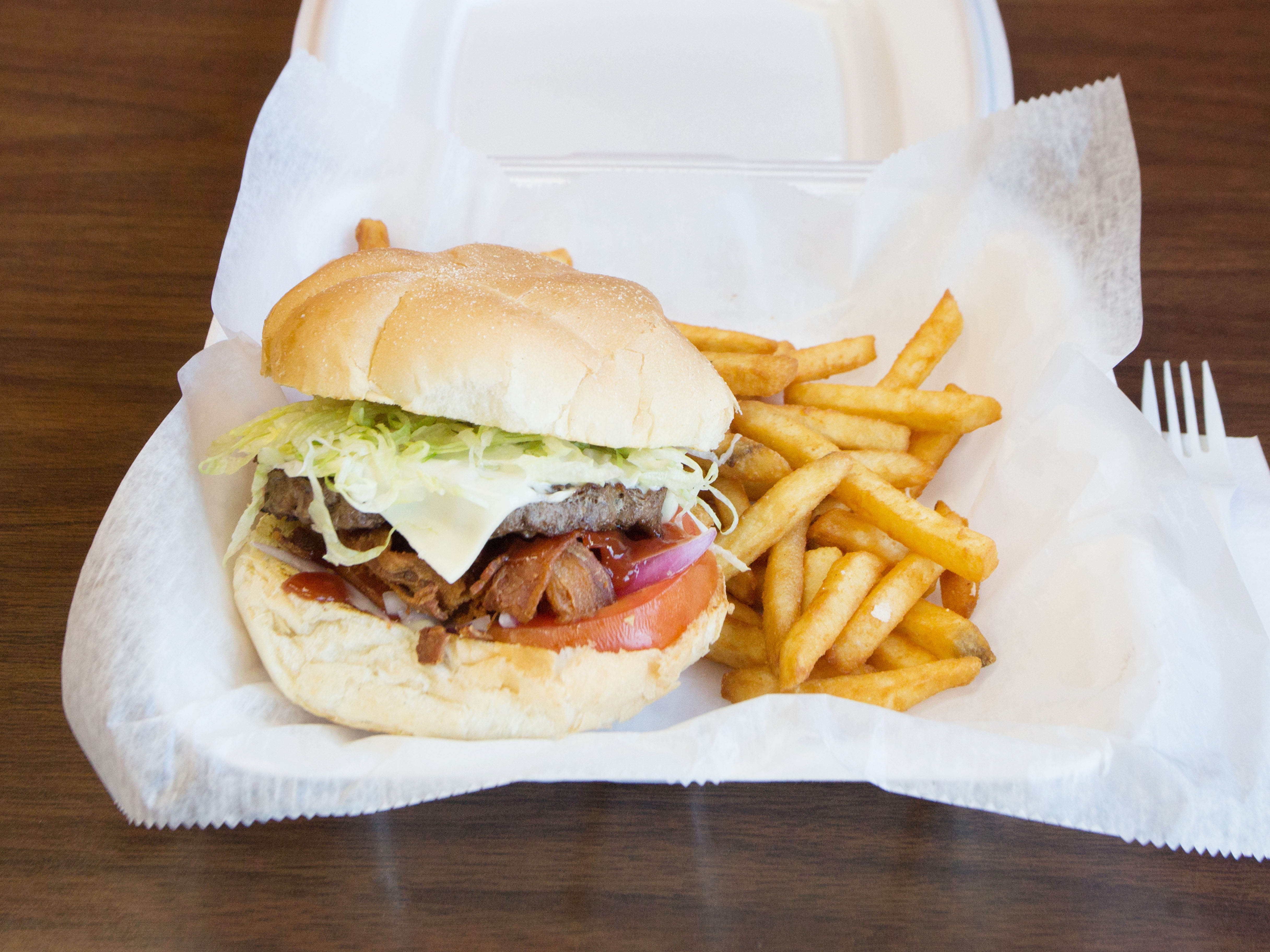 Order Cheeseburger with Fries food online from Royal Pizza House store, New Britain on bringmethat.com