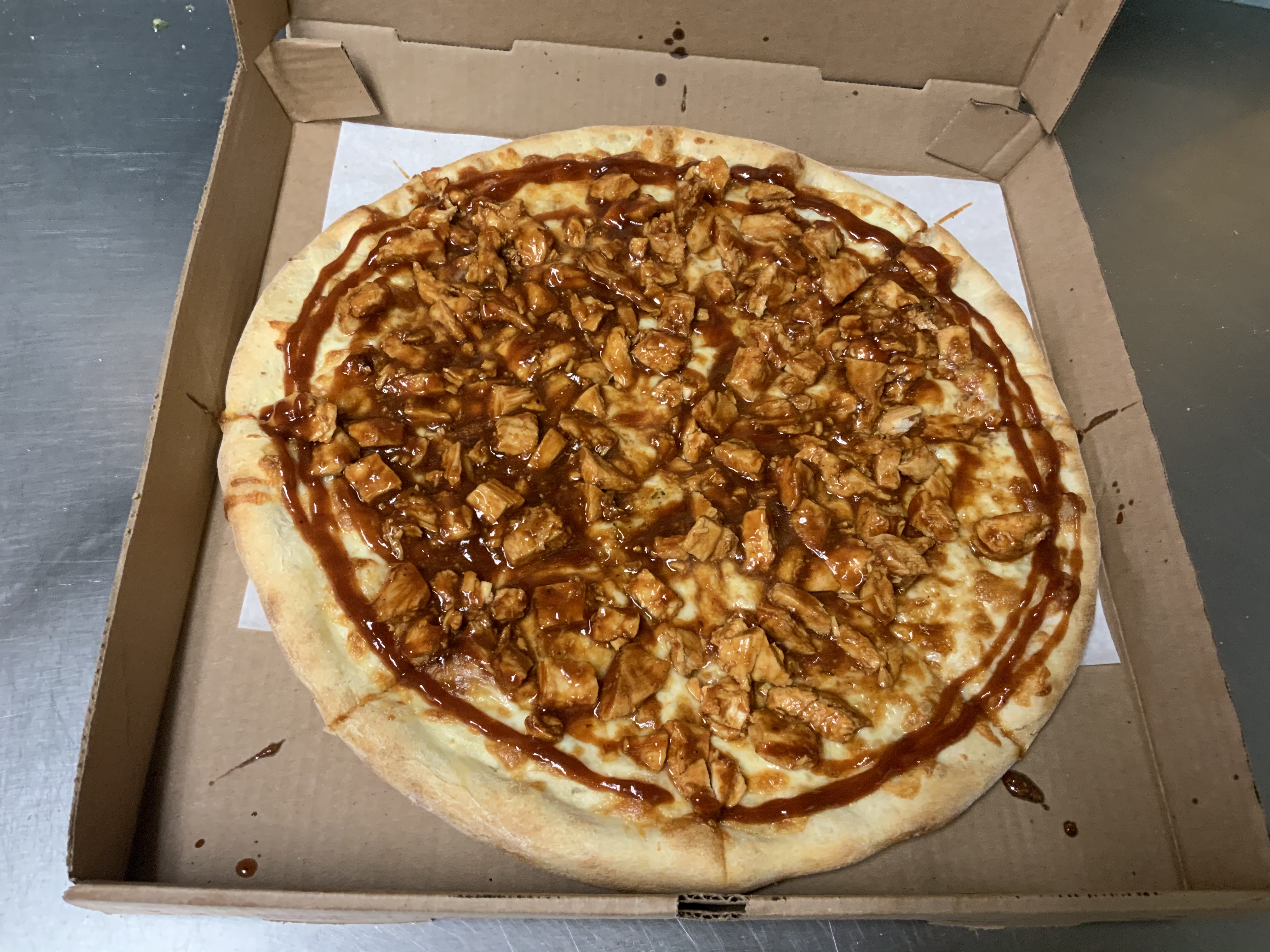 Order Barbecue Chicken Pizza food online from Italian Delight Pizza store, Quakertown on bringmethat.com