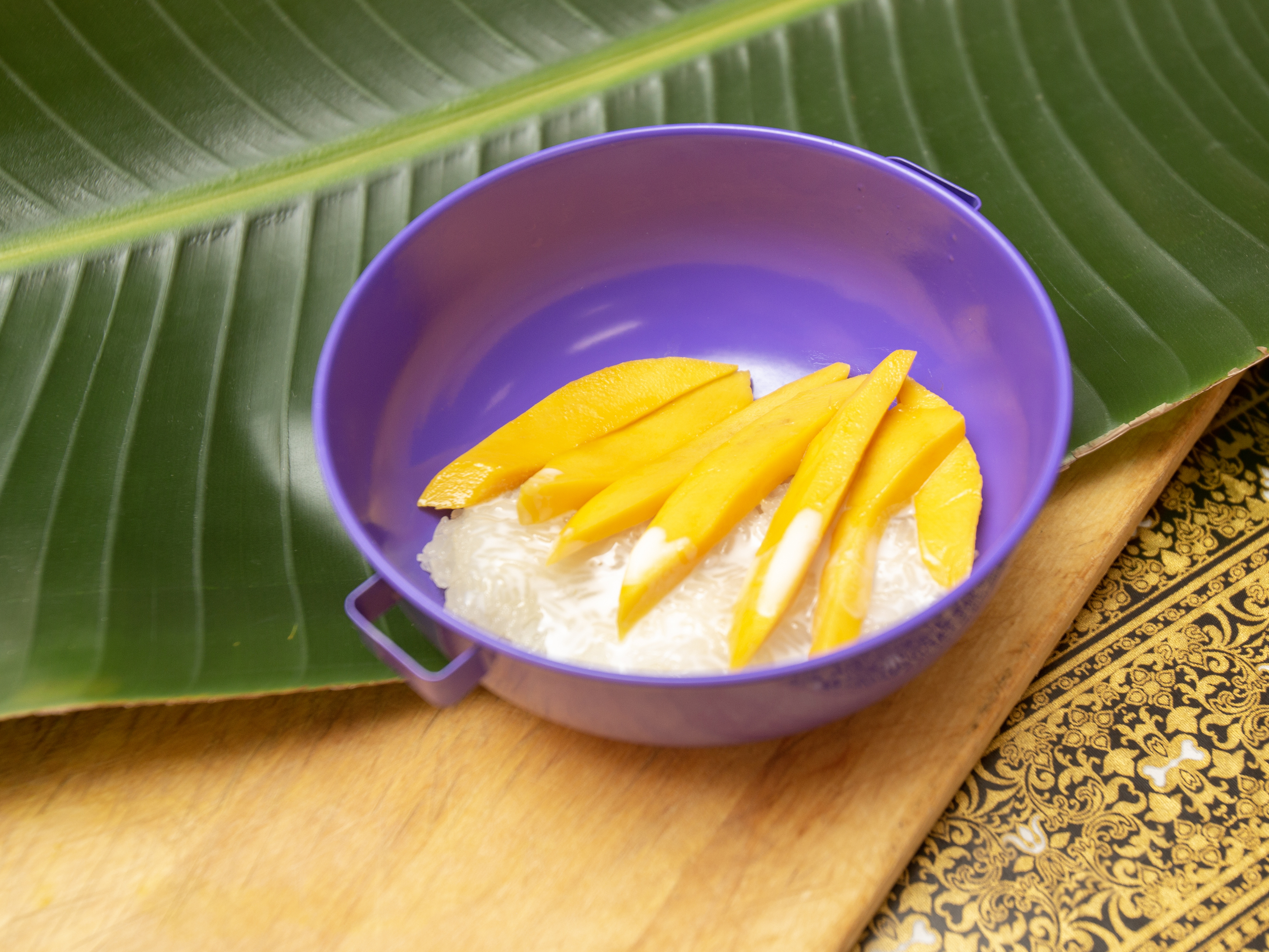 Order Sweet Rice Coconut Milk with Mango food online from Laos Thai Restaurant store, Omaha on bringmethat.com