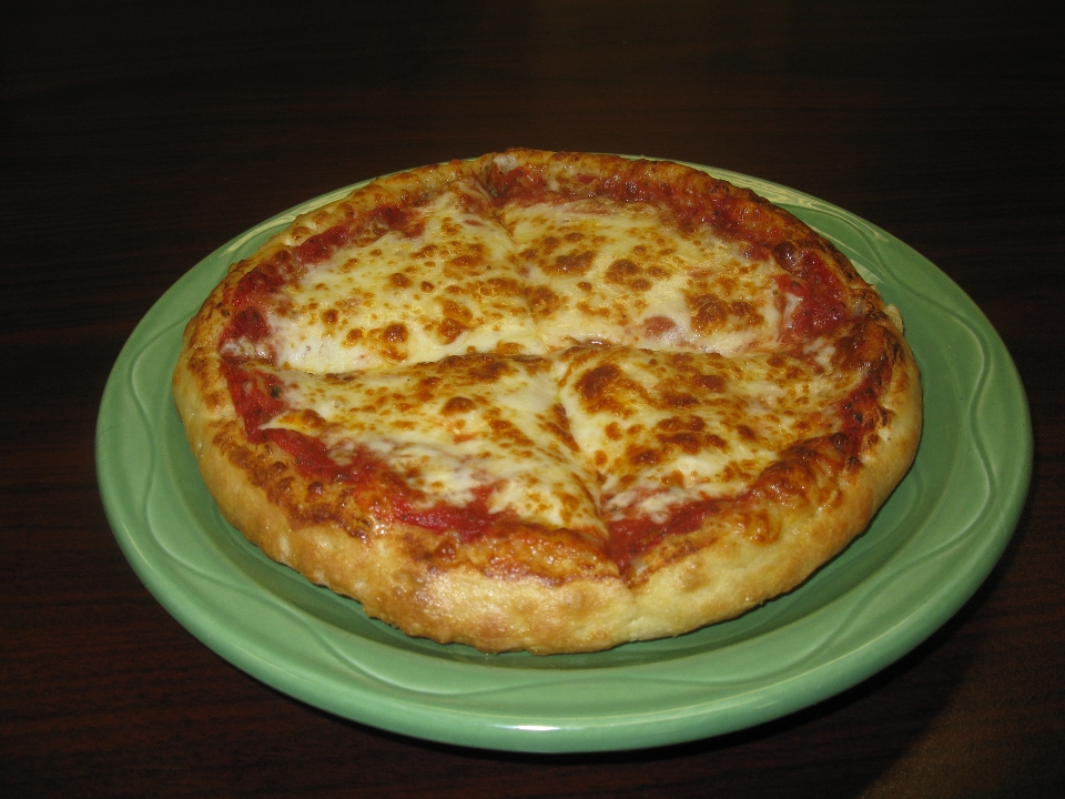 Order 7" Personal Pizza food online from Perfect Pasta Italian Kitchen store, Ann Arbor on bringmethat.com