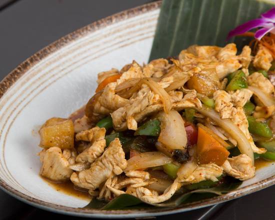 Order Cashew Nuts food online from Tung Thong Thai Restaurant store, New York on bringmethat.com