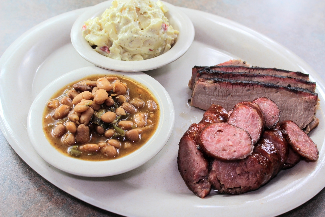 Order 2 Meat Plate food online from Mckenzie Barbeque store, Montgomery on bringmethat.com