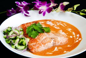 Order S14. Sizzling Salmon Curry food online from Chang Thai & Pho store, North Bend on bringmethat.com
