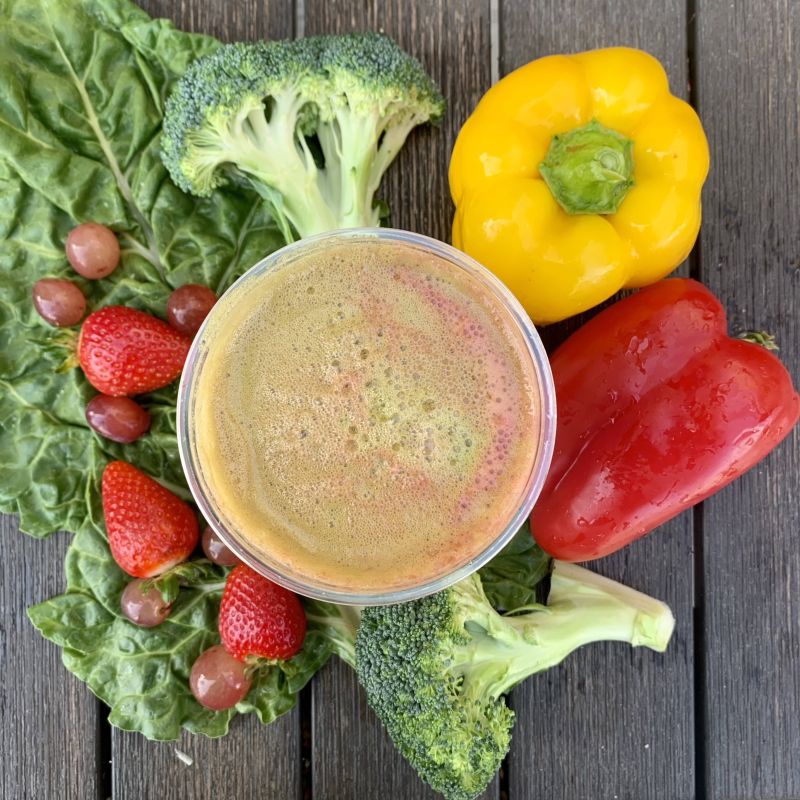 Order Di Hard RAW Fresh Juice food online from Naturewell store, Los Angeles on bringmethat.com
