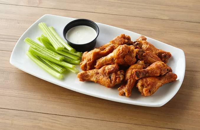Order 8 Wings food online from Johnny's New York Style Pizza store, Dallas on bringmethat.com