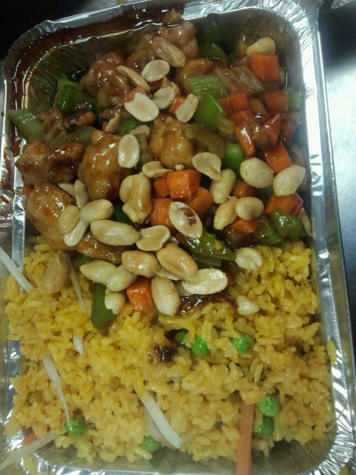 Order 68. Diced Chicken with Peanuts food online from Wah Sing store, Mahwah on bringmethat.com