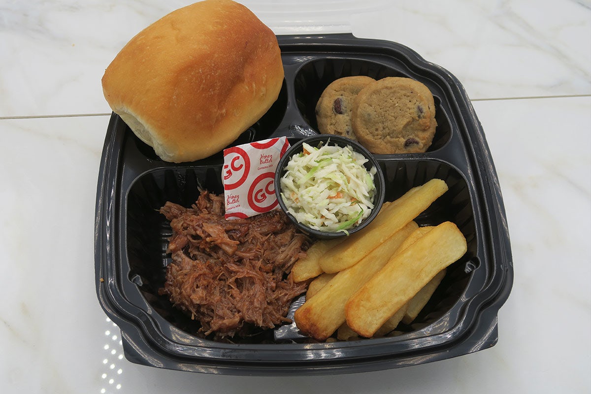Order Smoked Pulled Pork Meal food online from Golden Corral store, Burlington on bringmethat.com