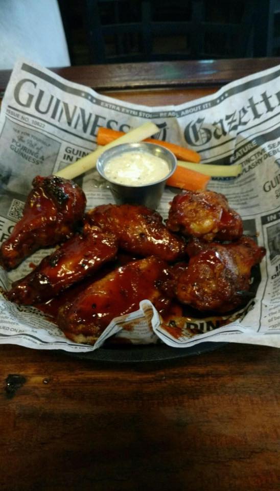 Order Baked Wings food online from Mckinneys Irish Pub store, Lincoln on bringmethat.com