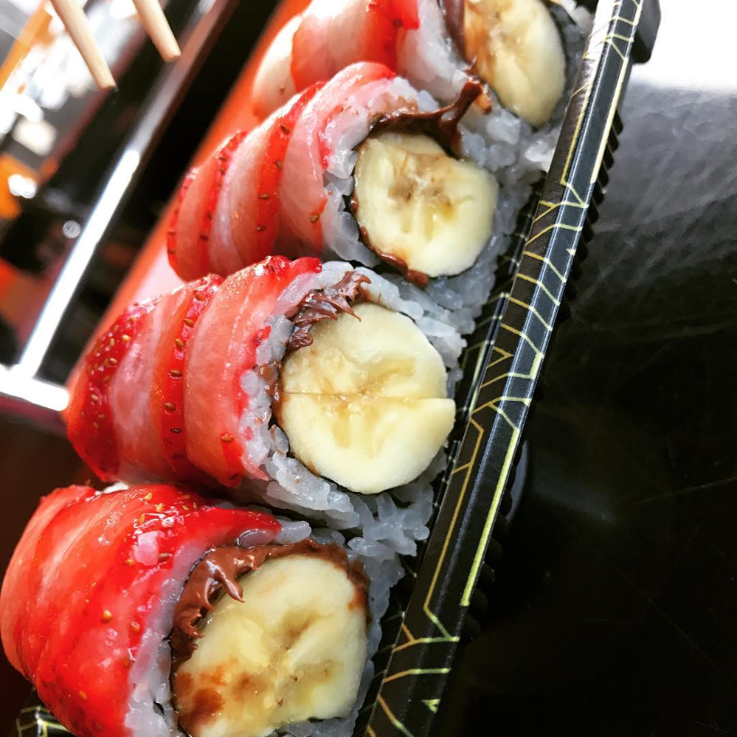 Order Banana Nutella with Strawberries Roll Tray food online from Sushi sushi store, New York on bringmethat.com
