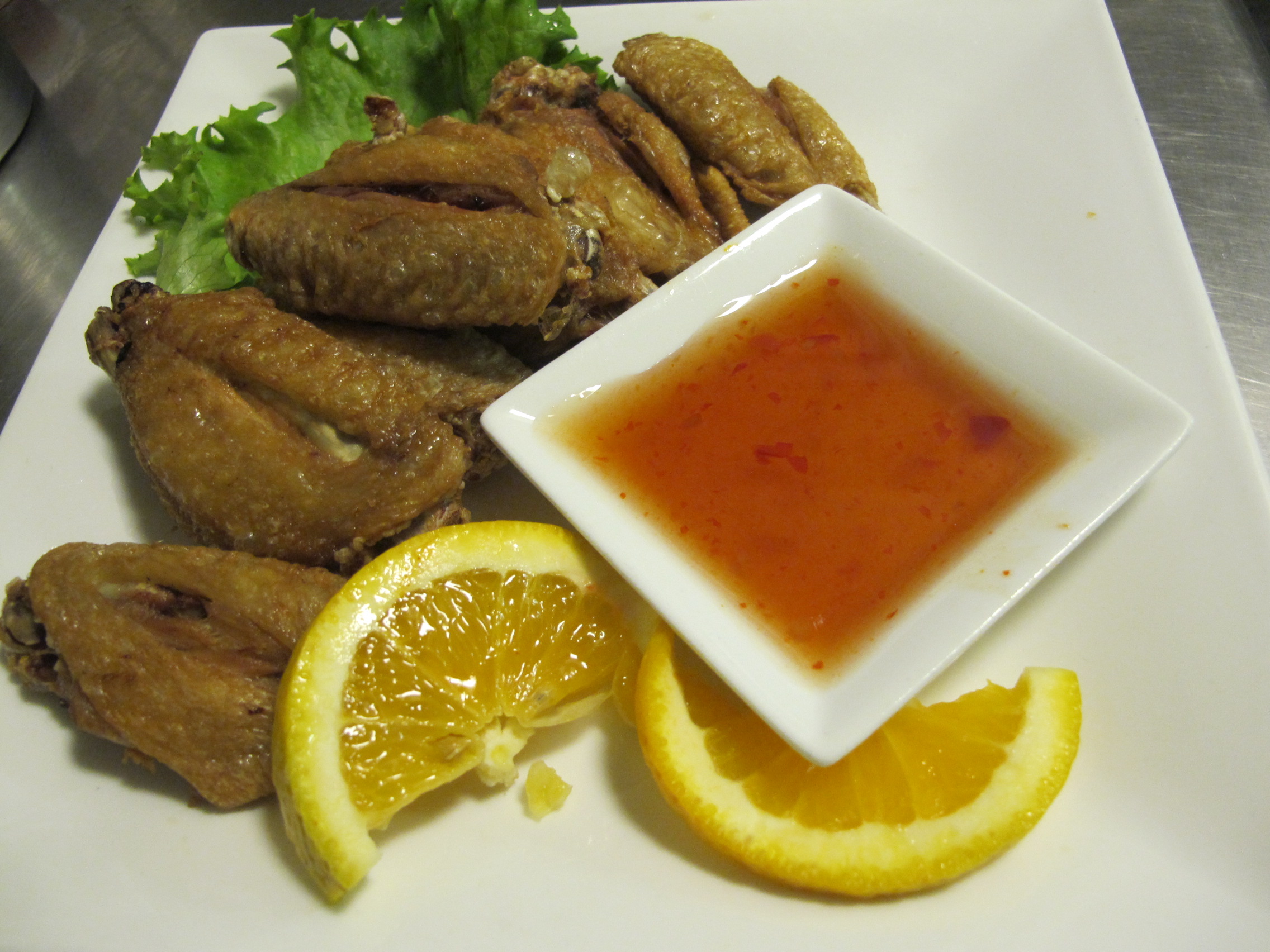Order 11A. Fried Chicken Wings food online from Thailand Restaurant store, Modesto on bringmethat.com