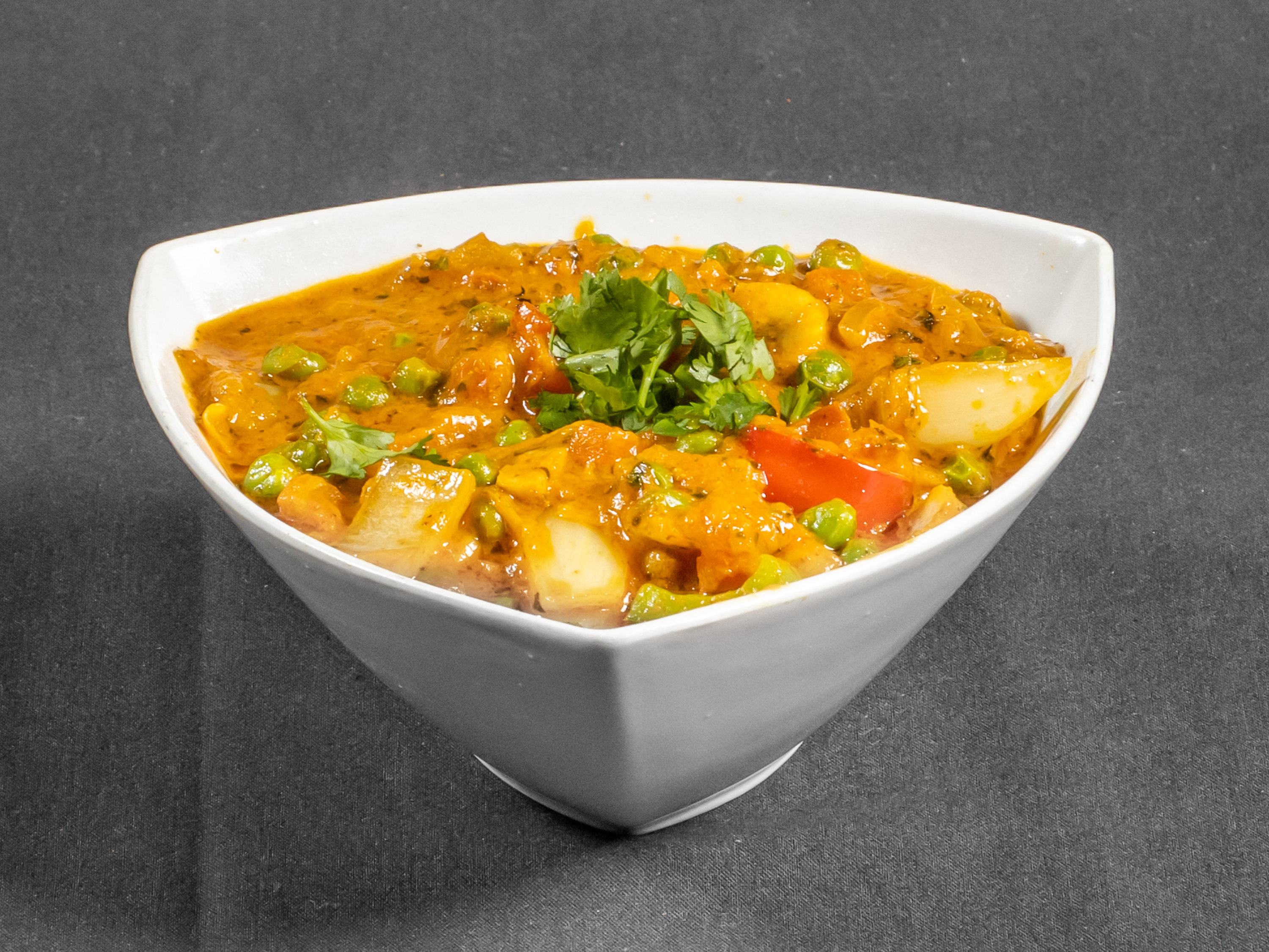 Order Shabnam Curry /Mushroom Curry food online from Ista Indian Cuisine store, Flower Mound on bringmethat.com