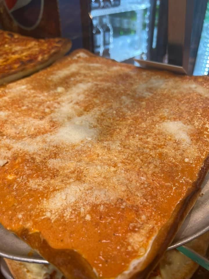 Order Old Fashion Alla Vodka Pizza - Large 16'' (8 Slices) food online from Villa Monte store, Old Bethpage on bringmethat.com