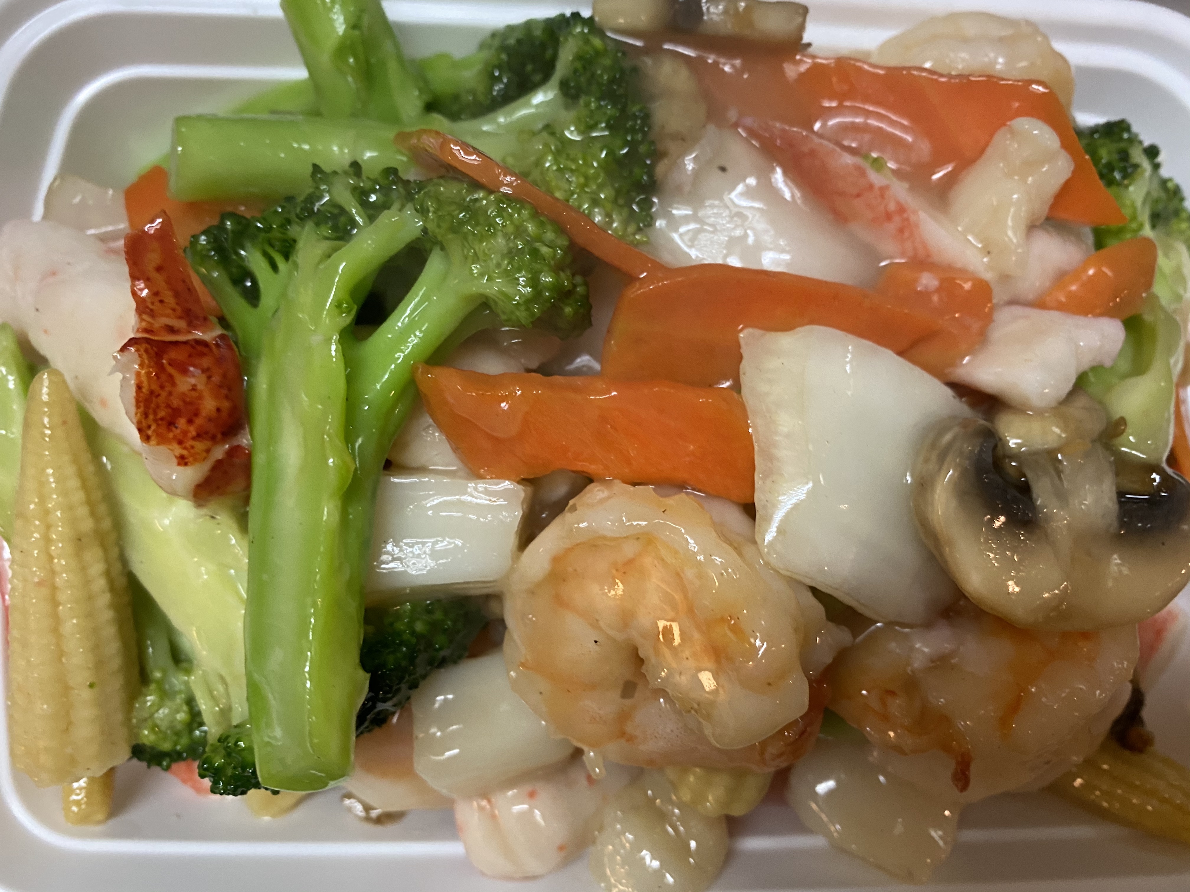 Order Seafood Delight food online from New Hunan Wok store, Brooklyn on bringmethat.com