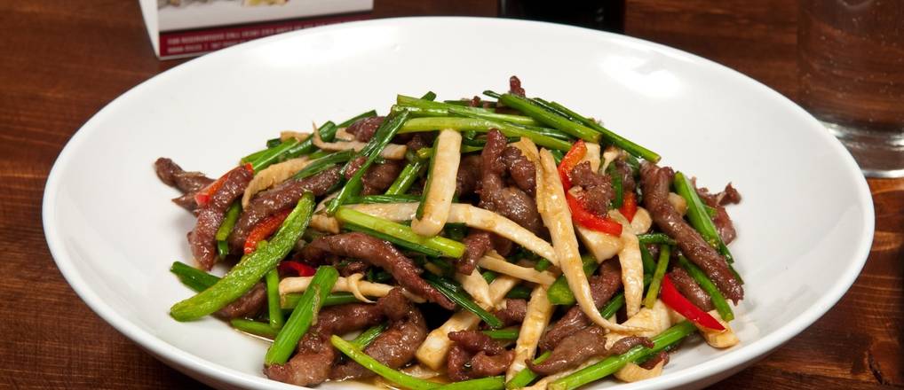 Order 306 Shredded Beef w/ Chinese Garlic Sprout 韭菜花牛肉丝 food online from 8000 Miles store, Roselle on bringmethat.com