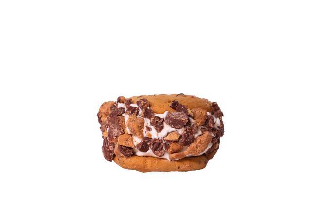 Order Reeses Chunks Cookiewich food online from Twistee Treat store, Houston on bringmethat.com