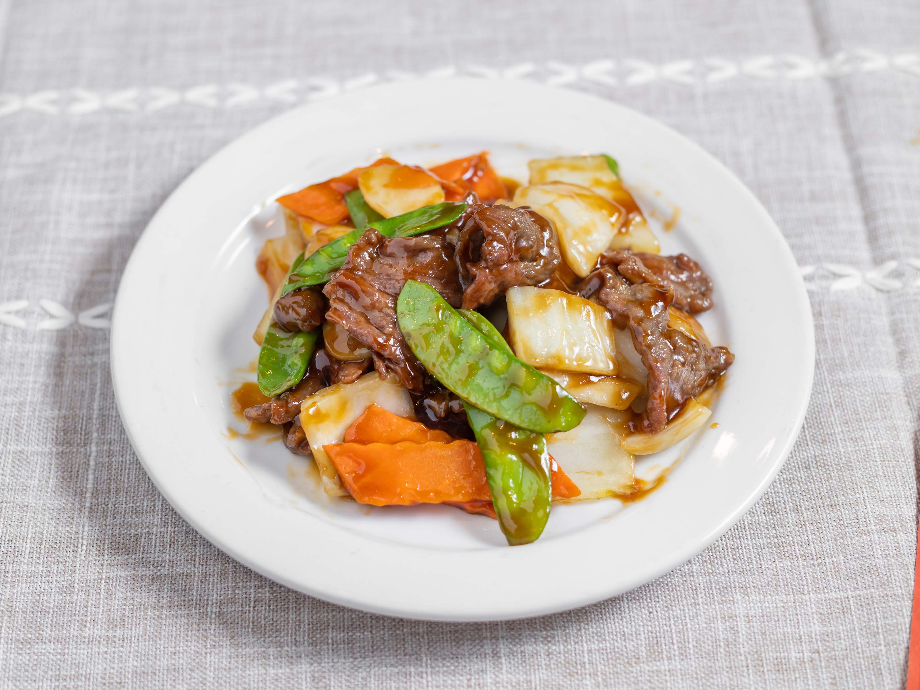 Order 60. Beef with Chinese Vegetable白菜牛 food online from Fuji China store, Knightdale on bringmethat.com