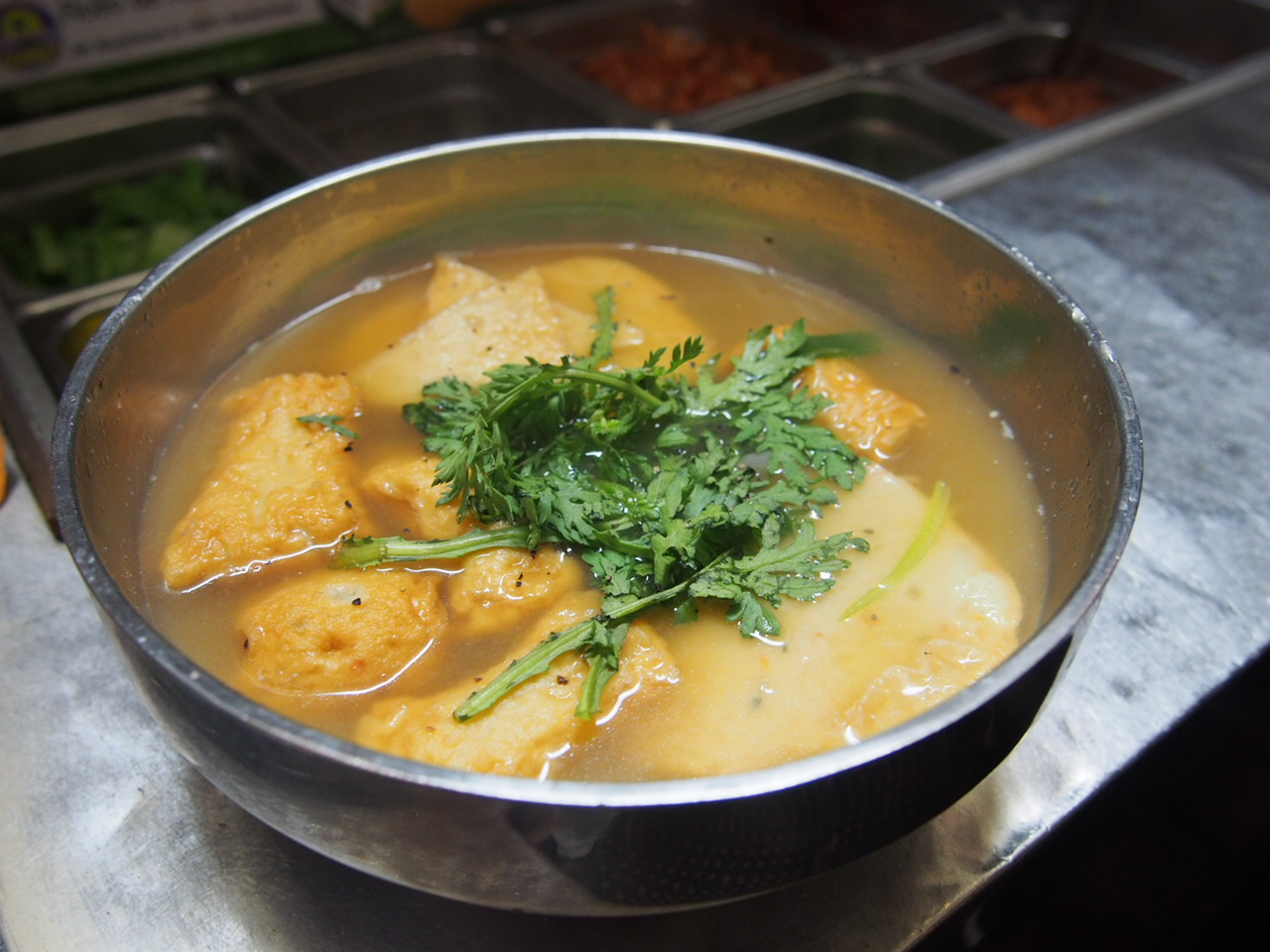 Order L-44. Fish Cake Soup (오뎅탕백반/拼鱼丸汤) food online from Restaurant Namsan store, Los Angeles on bringmethat.com
