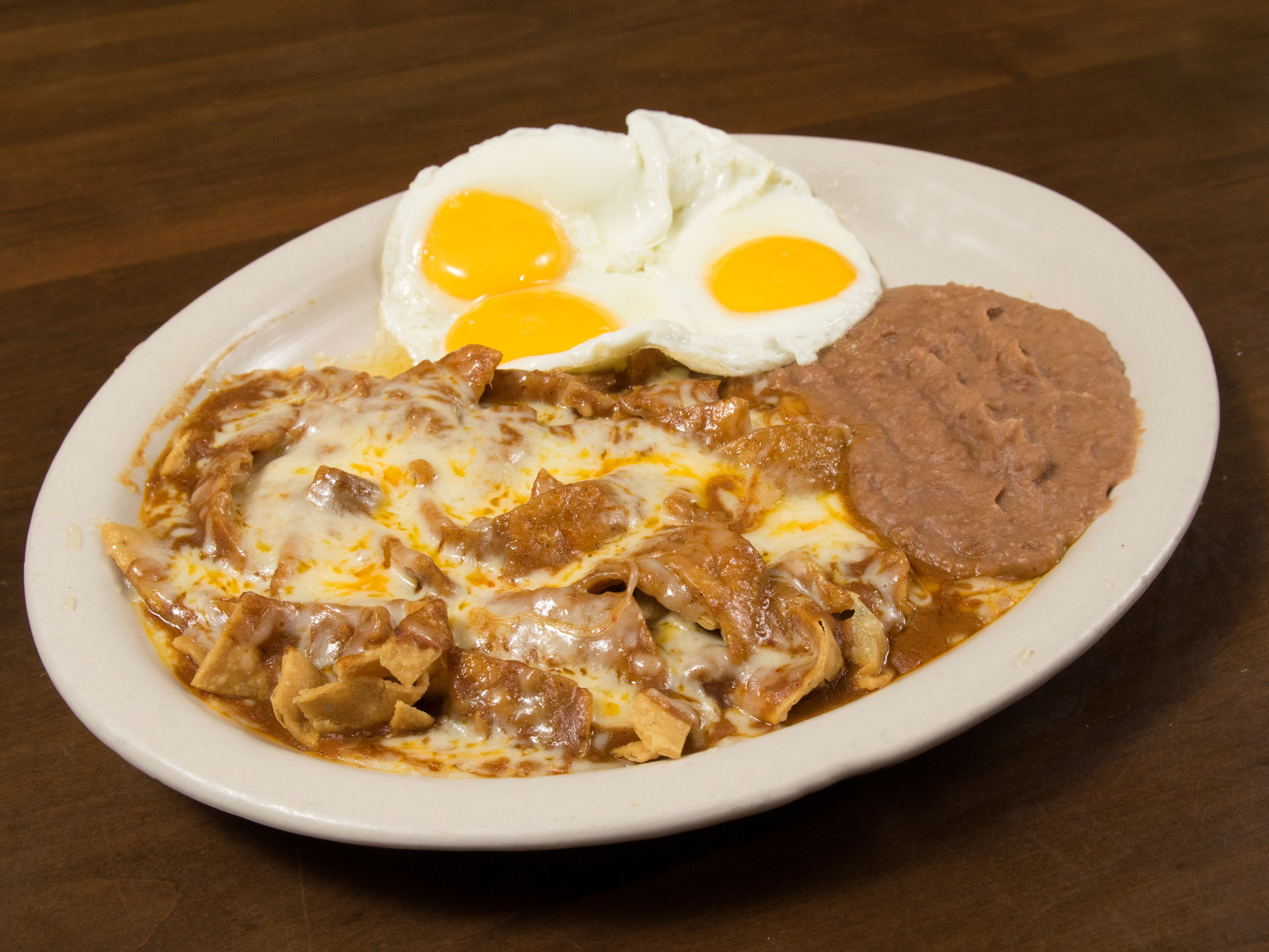 Order Chilaquiles food online from Jalisco Cafe store, Bonita on bringmethat.com