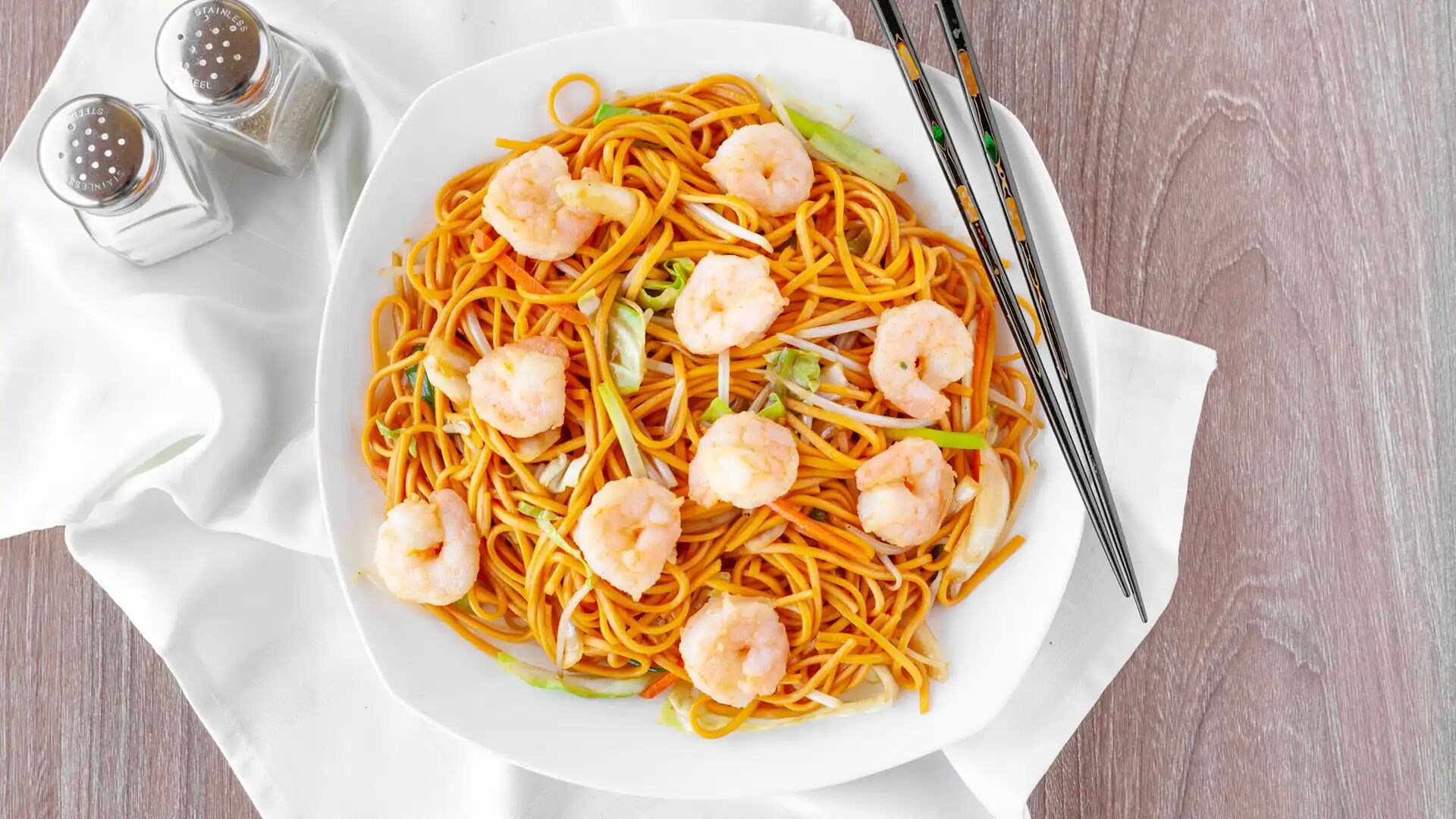 Order Shrimp Chow Mein food online from Magic Wok store, Chino Hills on bringmethat.com