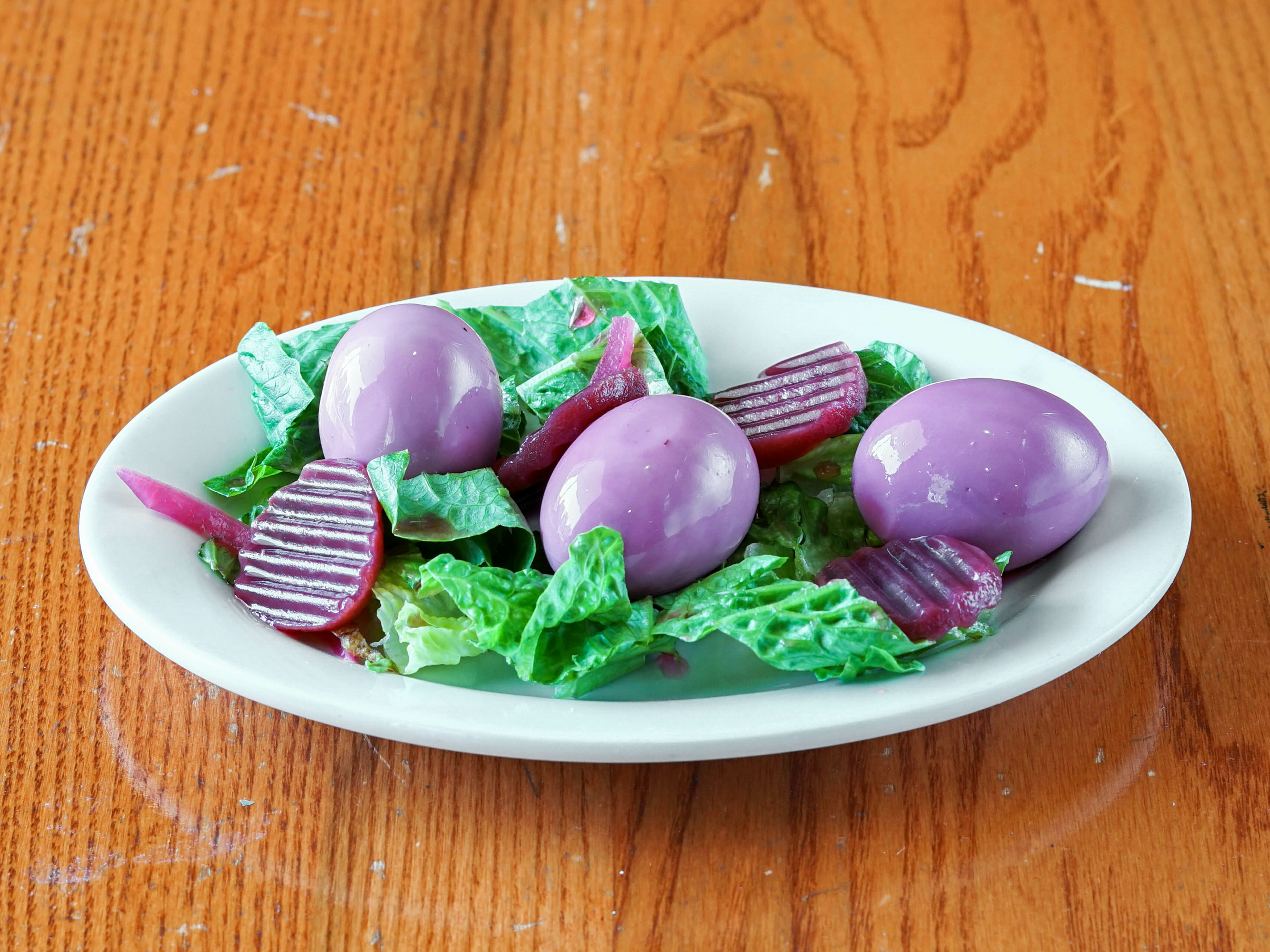 Order Red Beet Eggs food online from Martellucci Pizza store, Bethlehem on bringmethat.com