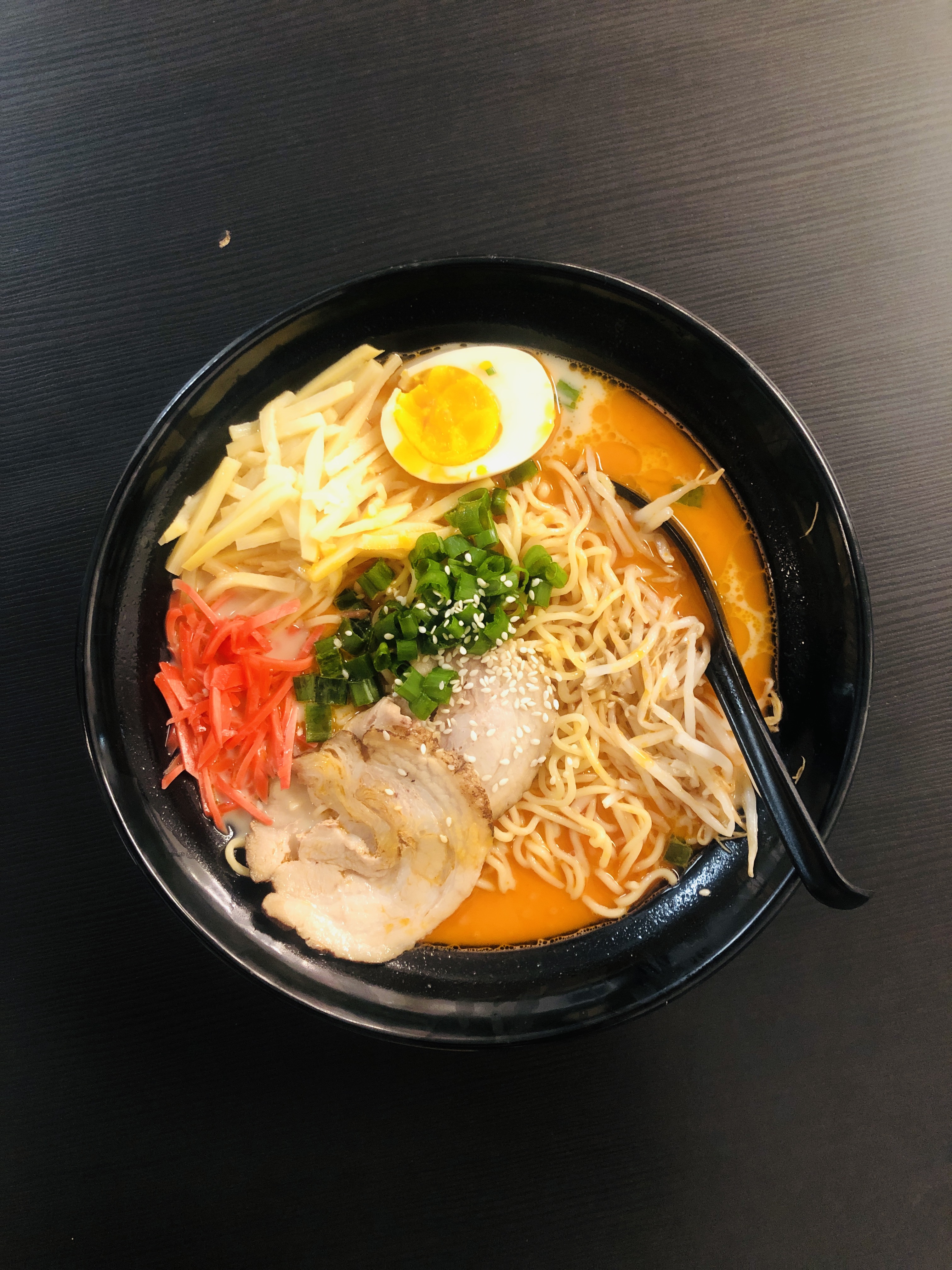Order ️Spicy Miso Ramen辣味增面 food online from Mian Sichuan store, Tucson on bringmethat.com