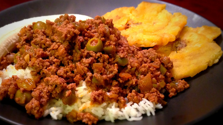 Order Ground Beef with Black Beans and Rice food online from La Cocina Cubana store, Lansing on bringmethat.com