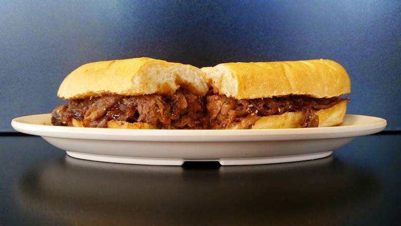 Order BBQ Beef Sandwich food online from St. Louis Pizza and Wings store, St. Louis on bringmethat.com