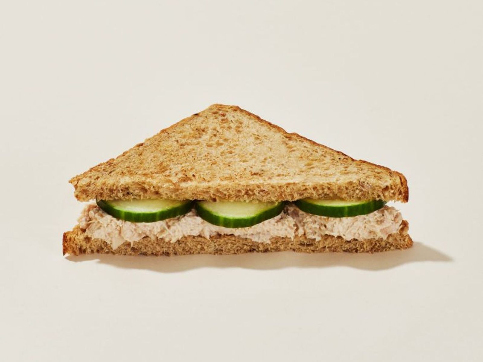 Order Pret's Tuna & Cucumber Sandwich Slim food online from Pret A Manger store, New York on bringmethat.com