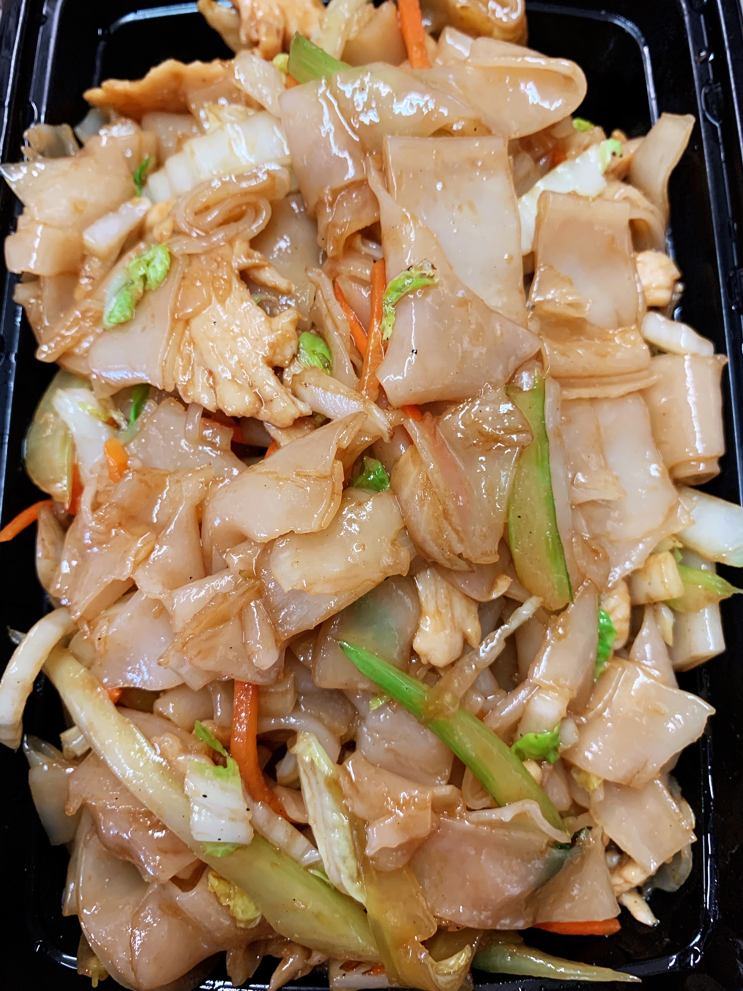 Order Chicken Chow Fun food online from Sakana store, Hicksville on bringmethat.com