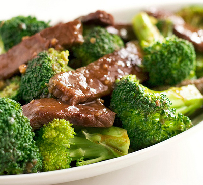 Order 2. Beef with Broccoli food online from Thai Original Bbq store, Culver City on bringmethat.com