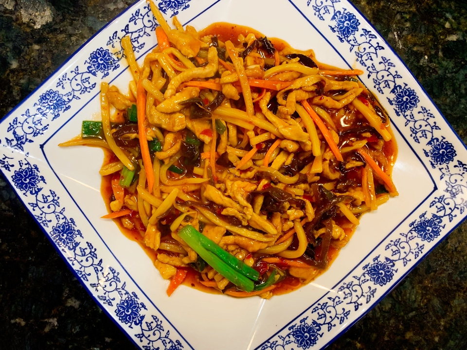 Order Spicy Garlic Pork 鱼香肉丝 food online from Shifu Noodle store, San Antonio on bringmethat.com