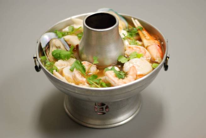 Order Tom Yum Talay Soup food online from Thai Taste store, Los Angeles on bringmethat.com