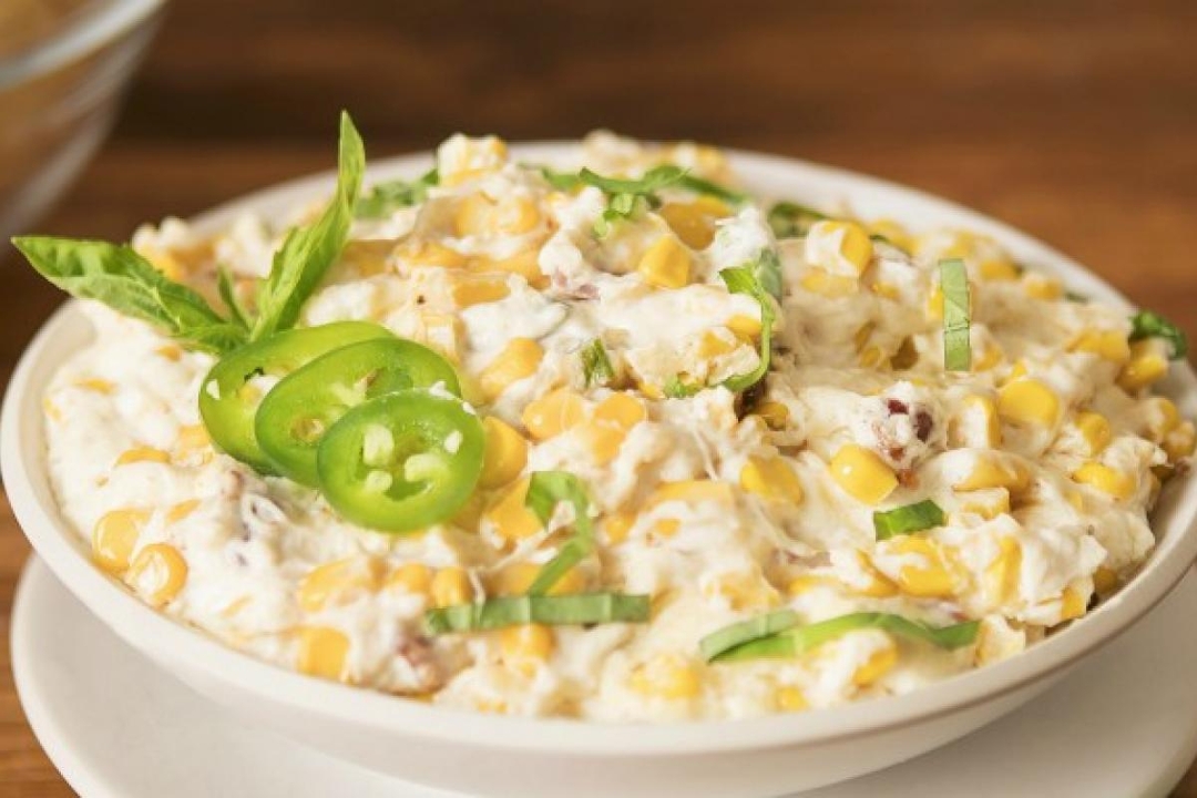 Order Jalapeno Popper Dip food online from Captain’s Curbside Seafood store, Trappe on bringmethat.com