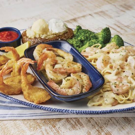 Order Seaside Shrimp Trio food online from Red Lobster store, Deptford on bringmethat.com
