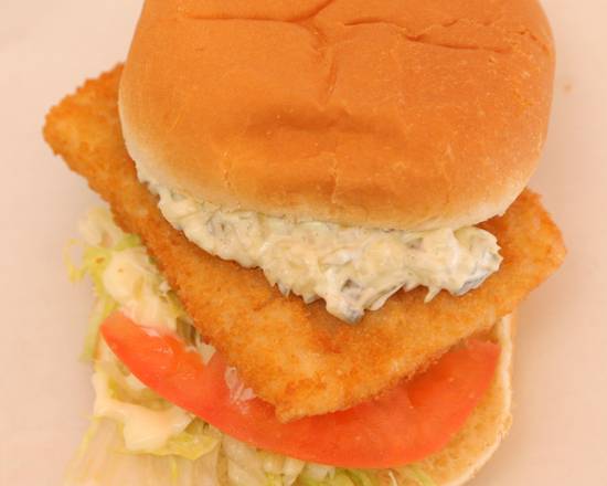 Order Fish Sandwich珞襤 food online from Petey's Restaurant store, Chicago on bringmethat.com