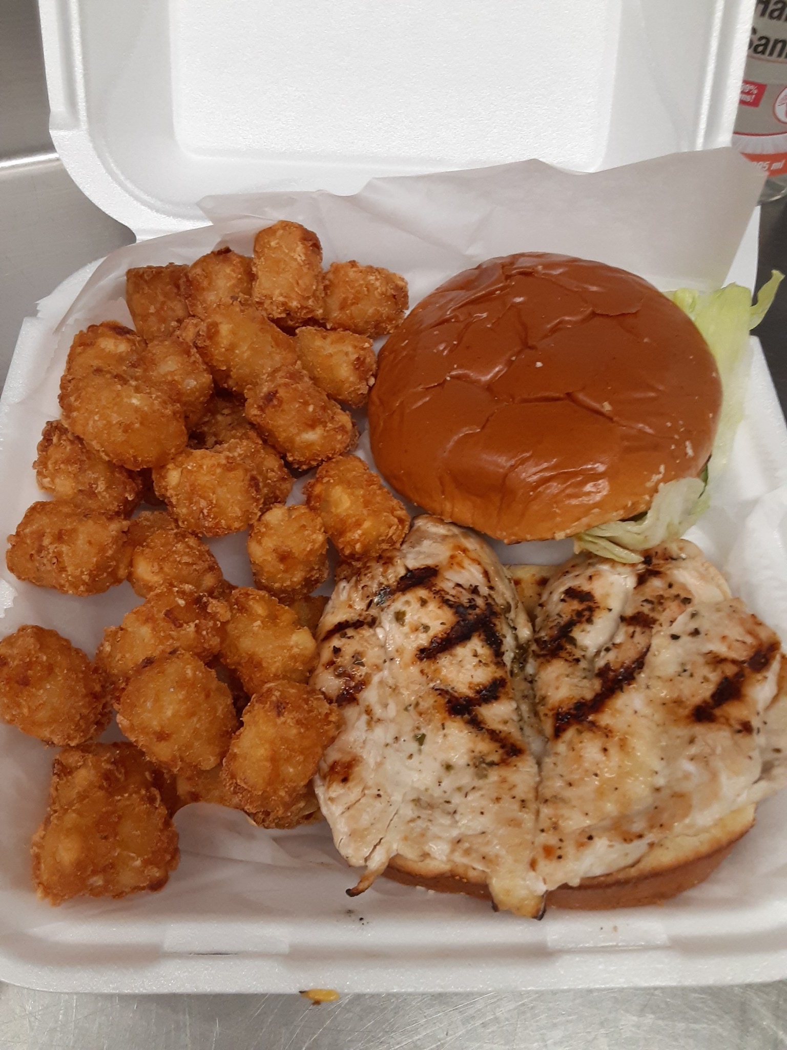 Order Grilled Chicken Sandwich food online from 1st Place Sports Bar store, Hoffman Estates on bringmethat.com