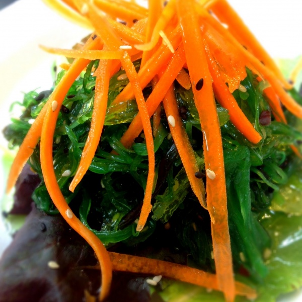 Order Seaweed Salad food online from Asian Thai Kitchen store, Miami on bringmethat.com